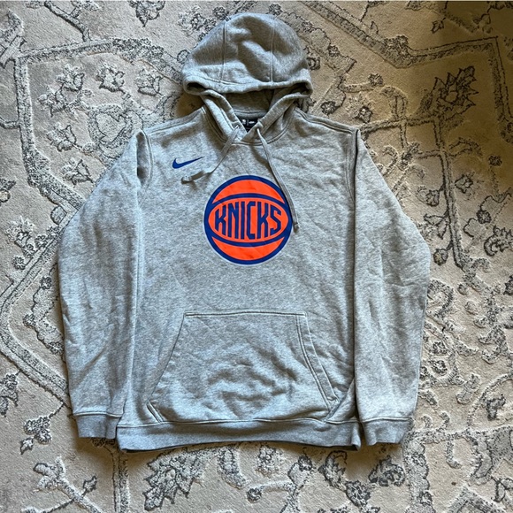 Nike Other - Nike New York Knicks Nike Essential Logo Fleece Pullover Hoodie Gray Sz L